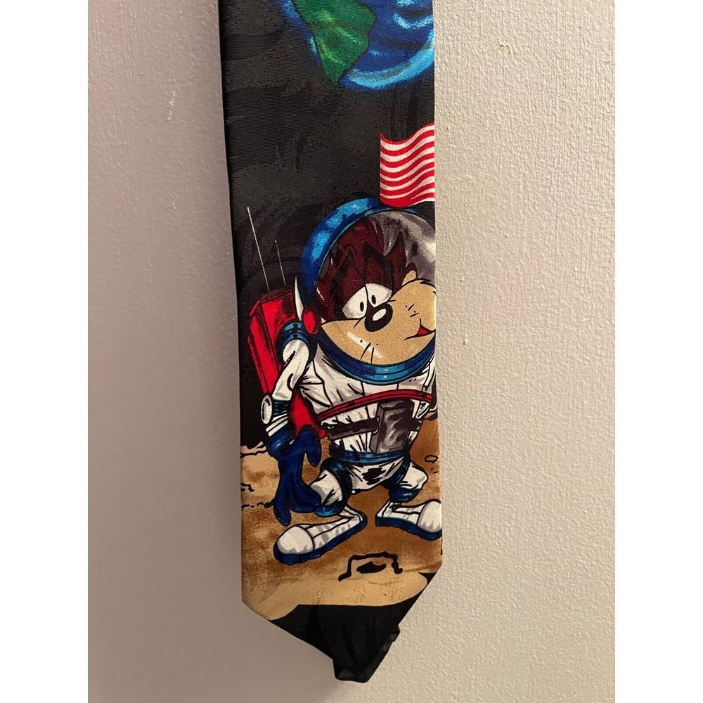 Vintage 1997 Looney Tunes Mania Taz Astronaut Moon Landing Necktie Black Mens
